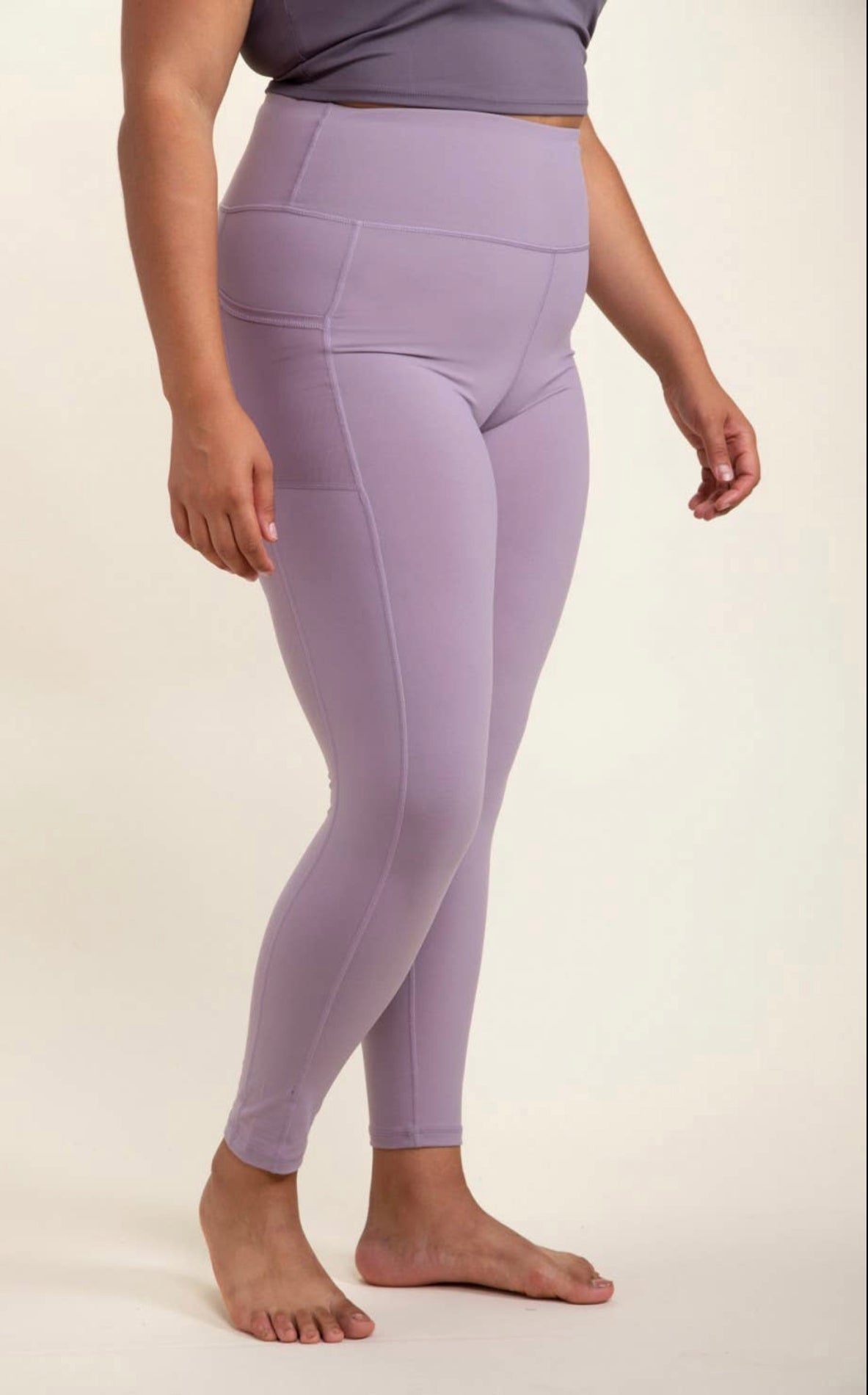 Essential Leggings with Mesh Leggings