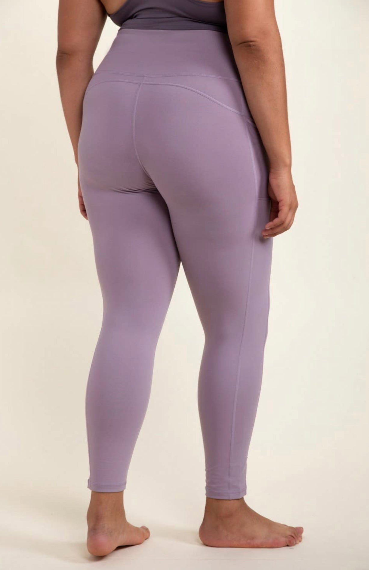 Essential Leggings with Mesh Leggings